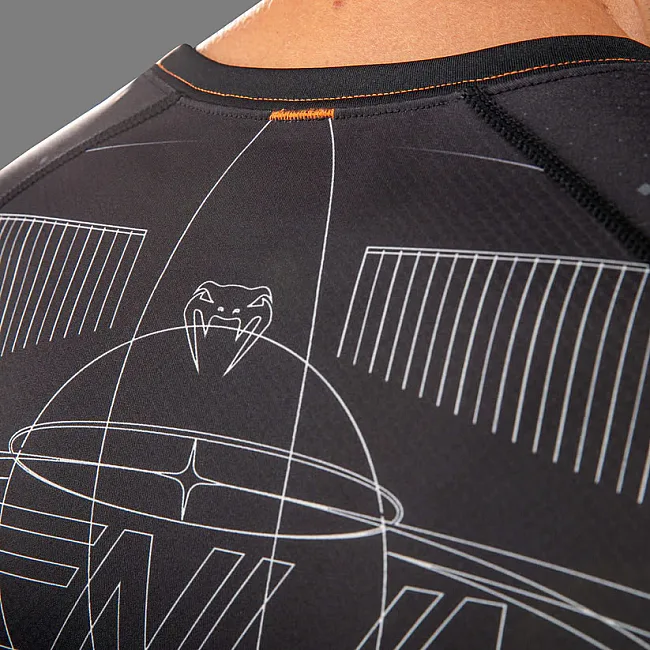 Рашгард VENUM Eclipse Short Sleeve Black Ivory