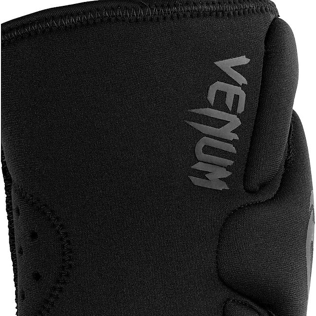 Защита колена VENUM Gel Kontact s Black Silver