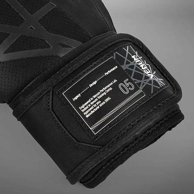 Рукавички для боксу VENUM Tecmo 2.0 Black