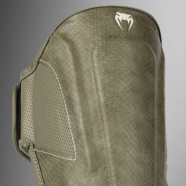 Захисні щитки для ніг VENUM Impact Evo Scales Army Green