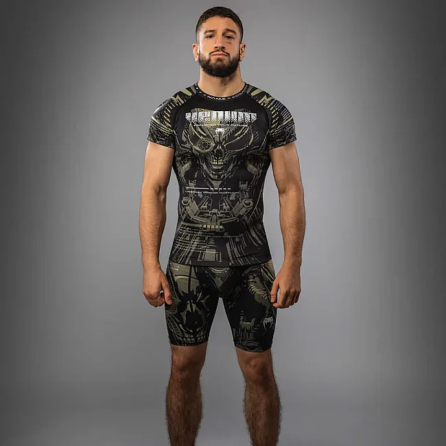 Рашгард VENUM Invader Short Sleeve Black Sand