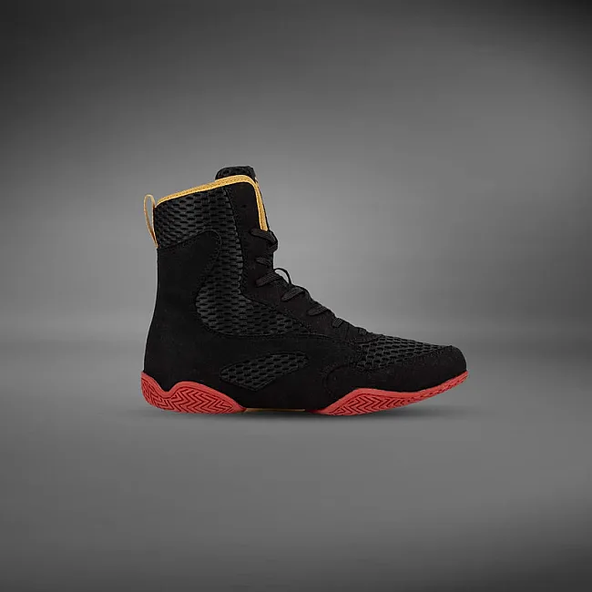 Боксерки для бокса VENUM Contender Black Gold Red