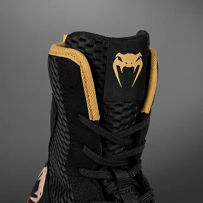 Боксерки для бокса VENUM Contender Black Gold Red