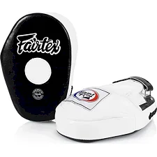 Лапы для бокса FAIRTEX Classic Pro FMV10 Black White
