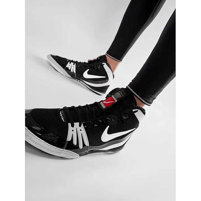 Борцювання NIKE Freek Black White