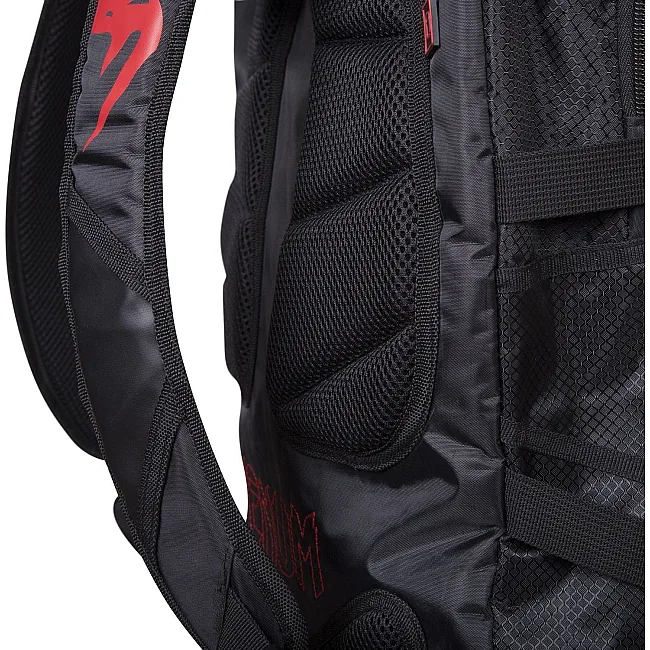 Спортивний рюкзак VENUM Challenger Xtreme Red Devil