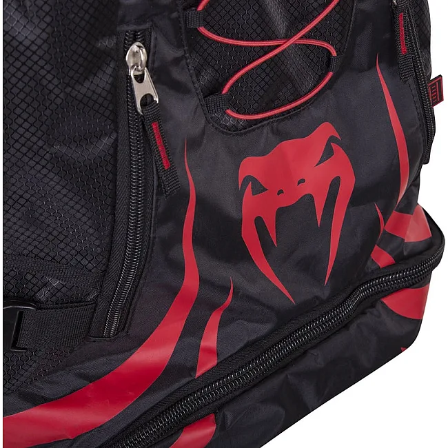 Спортивний рюкзак VENUM Challenger Xtreme Red Devil
