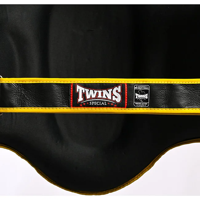 Боксерский жилет TWINS BOPL5 Black Yellow