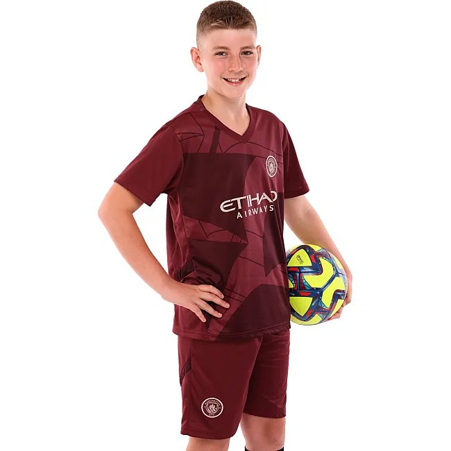 Футбольна форма дитяча із символікою клубу
 MANCHESTER CITY резервна 2025 SP-SPORT

 CO-4718 20-28 (Бордовий)