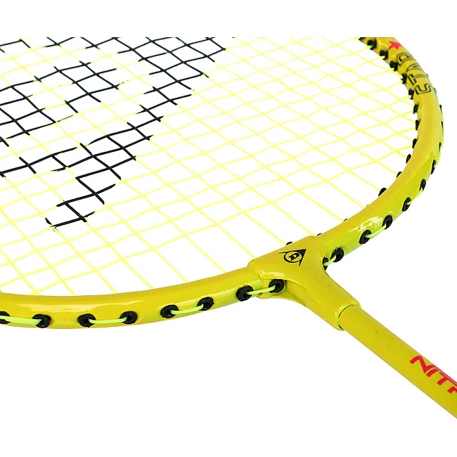 Профессиональная ракетка для бадминтона
 в чехле DUNLOP DL130 см
15234 NITRO-STAR SSX 1.0 YLW G6 HH NF