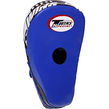 Лапа боксерская изогнутая тренировочная удлиненная кожа TWINS PML21 33x20x12см 1штука (Синий)