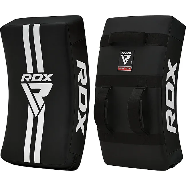 Макивара RDX T1 Curved Kick Shield with Nylon Handles Black