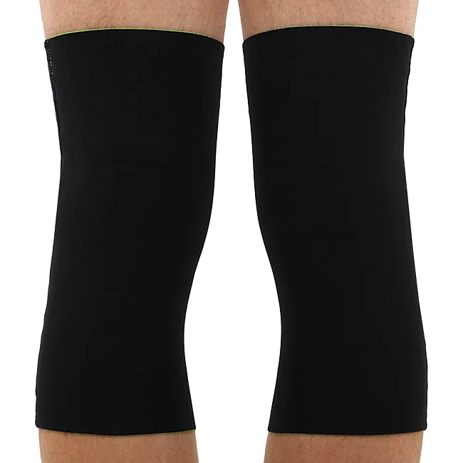 Наколенники для плавания в холодной воде MADWAVE

 NEO DSSS KNEE WARMERS M204210 (Черный)