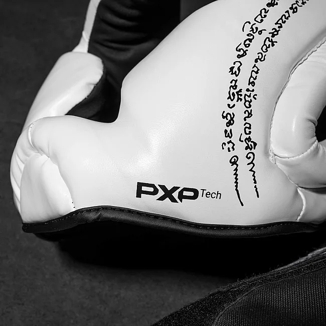Боксерский шлем Phantom Muay Thai Full Face White (капа в комплекте)