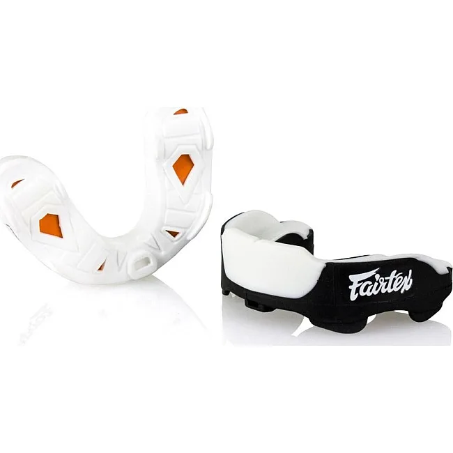 Капа для бокса Fairtex MG3 взрослая (возраст 11+) Black