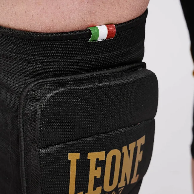 Наколенники спортивные Leone PR342 Black (пара)