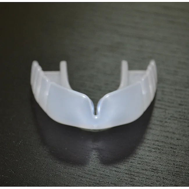 Боксерская капа OPRO Snap-Fit взрослая (возраст 11+) Clear