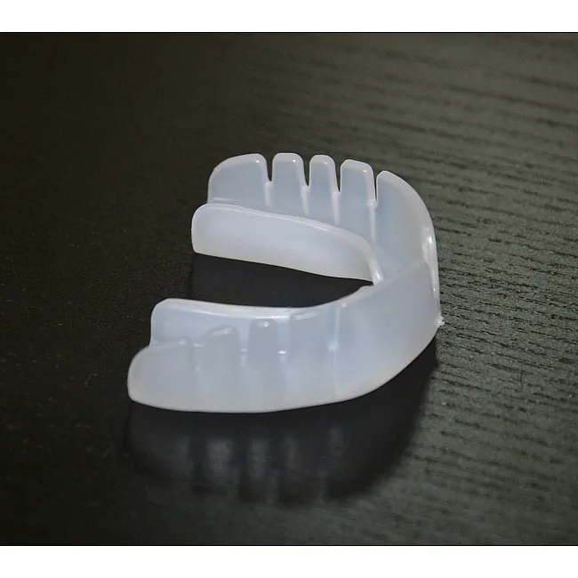Боксерская капа OPRO Snap-Fit взрослая (возраст 11+) Clear