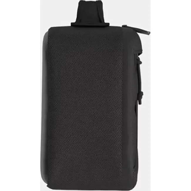 Сумка UNDER ARMOUR Hustle Travel Kit 4,5L черный 16 x 24 x 8 см