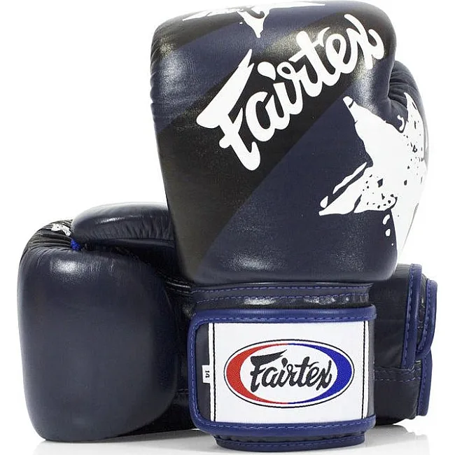 Боксерські рукавиці Fairtex BGV1 Nation Print Blue (бинти в комплекті)