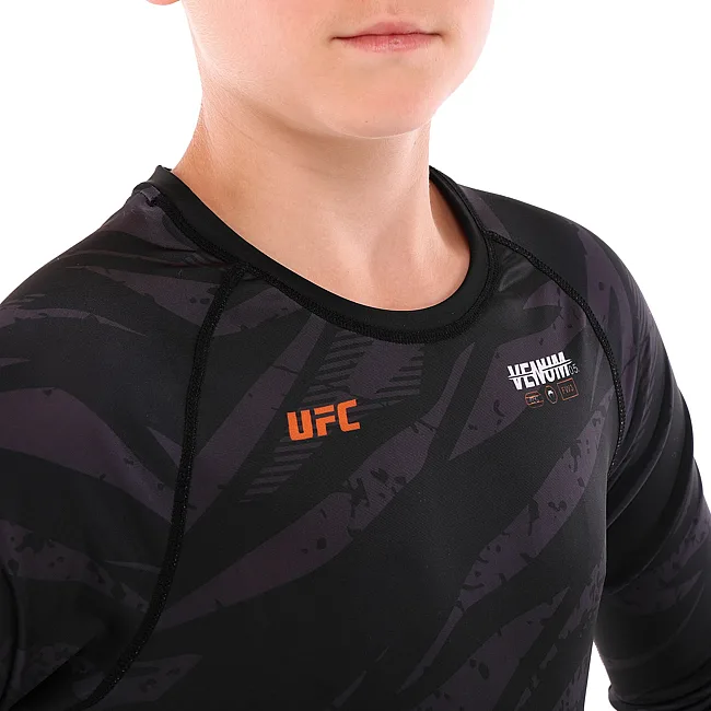 Рашгард лонгслив детский VENUM
 UFC FIGHT WEEK 9540B (Черный)