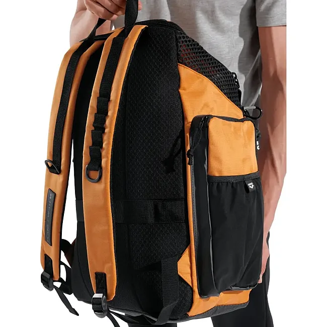 Рюкзак Arena ONE GO BACKPACK 45L оранжевый 50х40х25 см