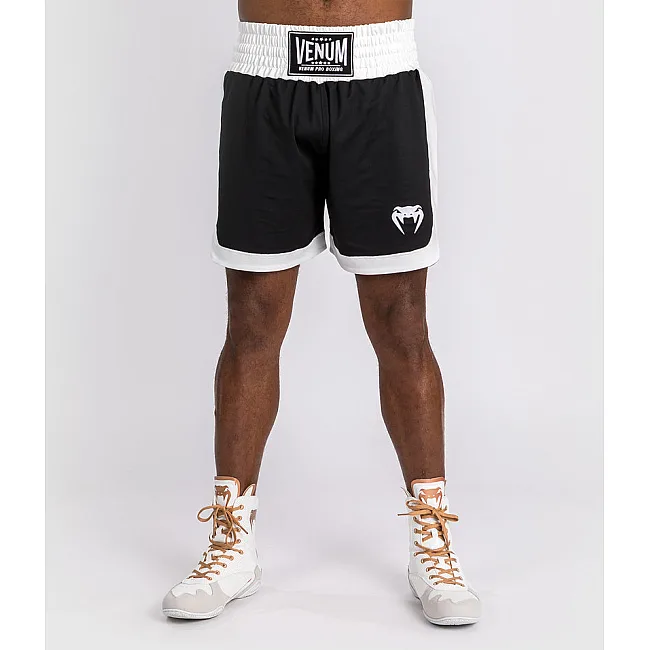 Боксерские шорты VENUM Classic Black White