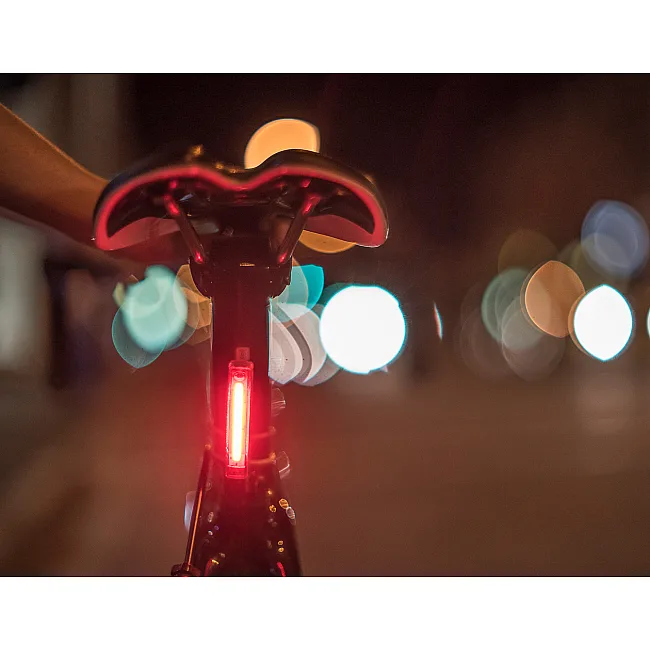 Мигалка на велосипед задняя KNOG Plus Rear 20 Lumens Black