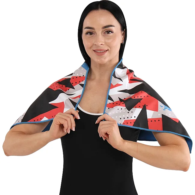Спортивное полотенце MADWAVE Geometry M076408100W (Разноцветный)