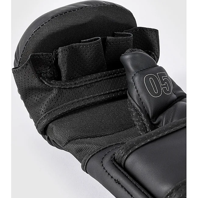 Перчатки для ММА VENUM Impact Evo - Black Beige