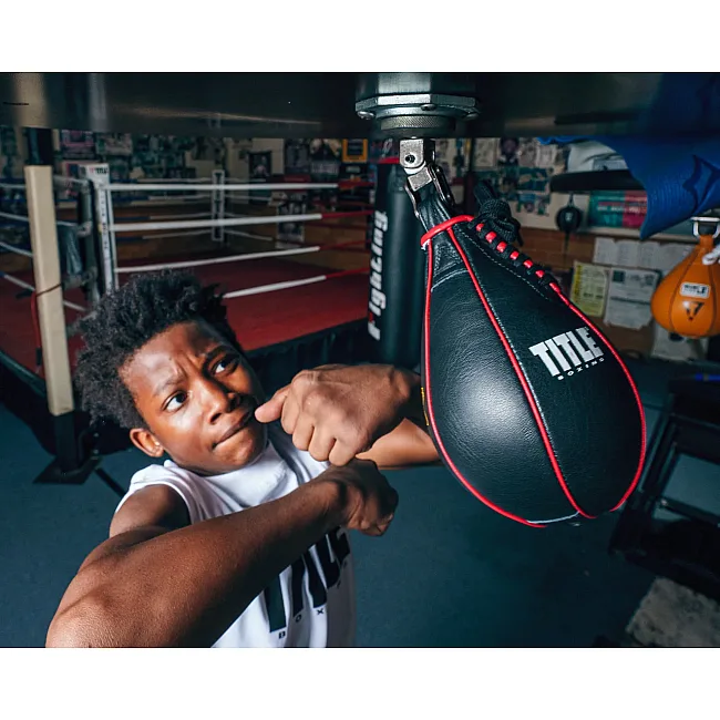 Пневмогруша боксерська TITLE Boxing Gyro Balanced Leather Speed Bag Black / M