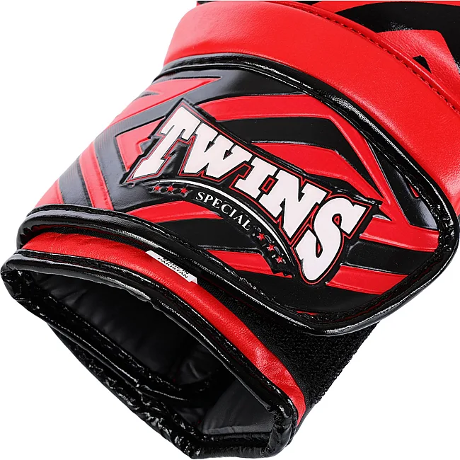 Перчатки для бокса


 кожаные TWINS


 BO-5067 8-14унций (Черный-желтый)