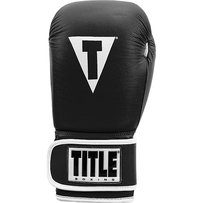 Боксерские перчатки TITLE Boxing Pro Style Leather Gloves 3.0 Black/White (бинты 4м. в комплекте)