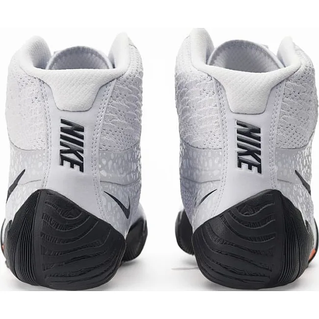 Взуття для боротьби NIKE Tawa SE білий, чорний