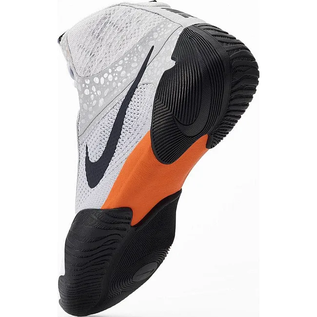 Взуття для боротьби NIKE Tawa SE білий, чорний