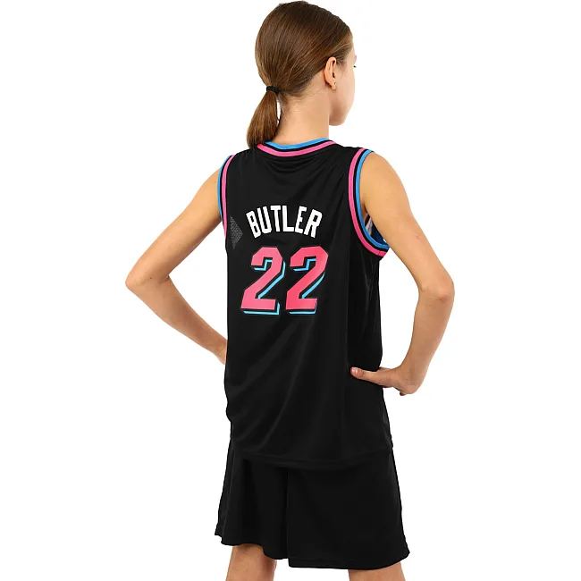 Детская баскетбольная форма
 NBA клуб Miami 22 BA-3769 (Черный-фуксия)