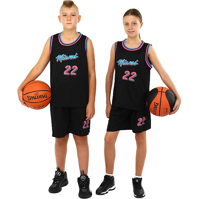 Детская баскетбольная форма
 NBA клуб Miami 22 BA-3769 (Черный-фуксия)
