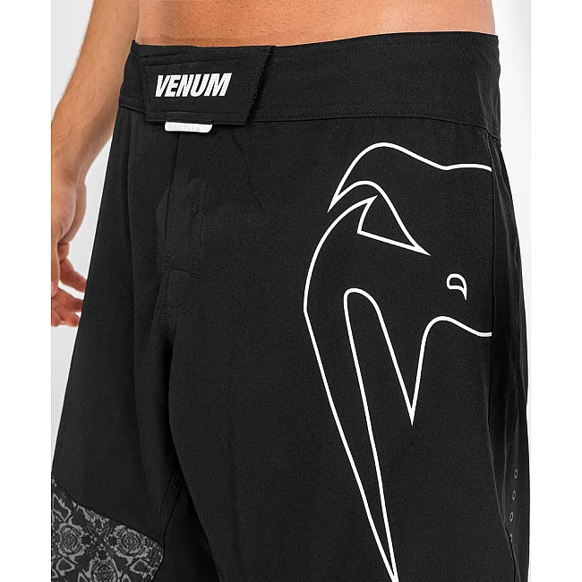Шорти MMA VENUM Light 4.0 Black White