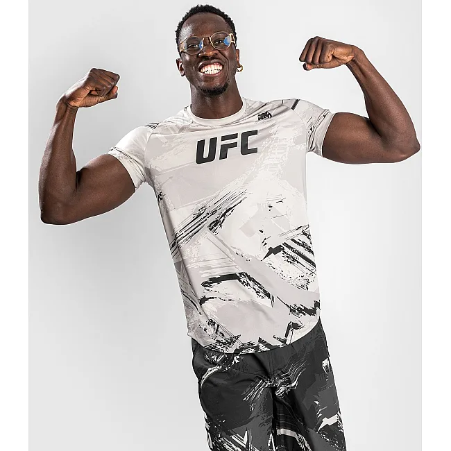 Футболка VENUM UFC Authentic Fight Week 2.0 Mens Dry Tech Sand