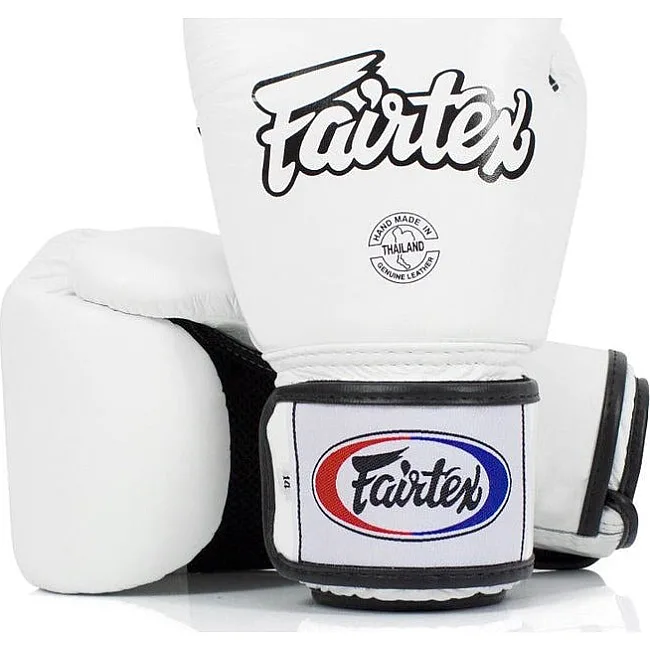 Боксерские перчатки Fairtex BGV1 White (бинты в комплекте)