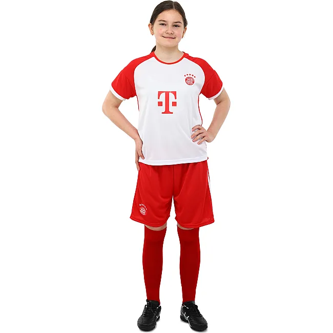 Футбольна форма дитяча із символікою клубу
 BAYERN MUNCHEN домашня 2024 SP-SPORT
 CO-6321 20-28