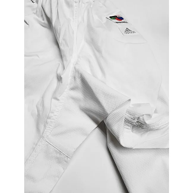 Кимоно для карате Adidas Kumite Fighter (белый, K220KF) с лицензией WKF