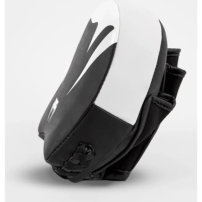 Лапы для бокса VENUM Elite Thick Coaching Leather Mini Black White