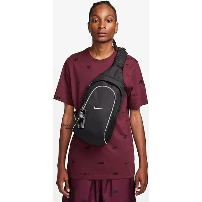 Сумка из-под плеча Nike NK NSW ESSNTL SLING BG-MTL PLL 8L черный 44,5x22x10 см