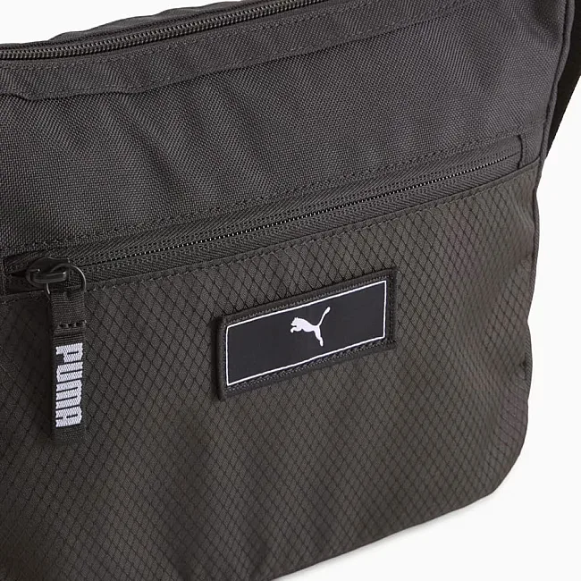 Сумка Puma DECK Crossbody Bag 10L черный 23х18х10 см
