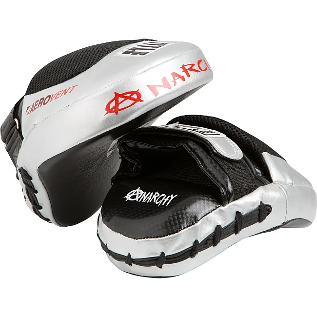 Лапы боксерские TITLE Boxing Aerovent Anarchy Punch Mitts Black/Silver