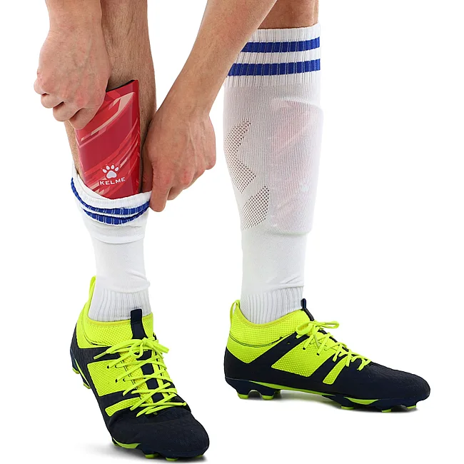 Щитки для футбола
 KELME 8101HJ5001-9602 (Красный)