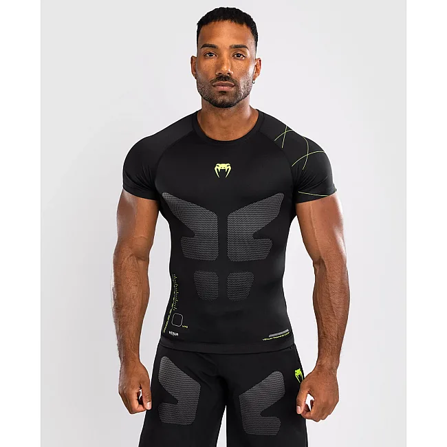 Рашгард VENUM Training Camp 4.0 Short Sleeve - Black/Neon Green