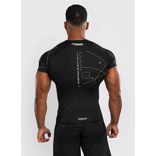 Рашгард VENUM Training Camp 4.0 Short Sleeve - Black/Neon Green
