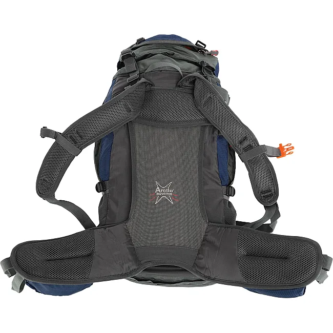 Туристический рюкзак
 с каркасной спинкой DEUTER
 G33 30л (Черный)
